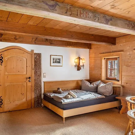 Fuchswirt - Muehlfeldhof Guest house *